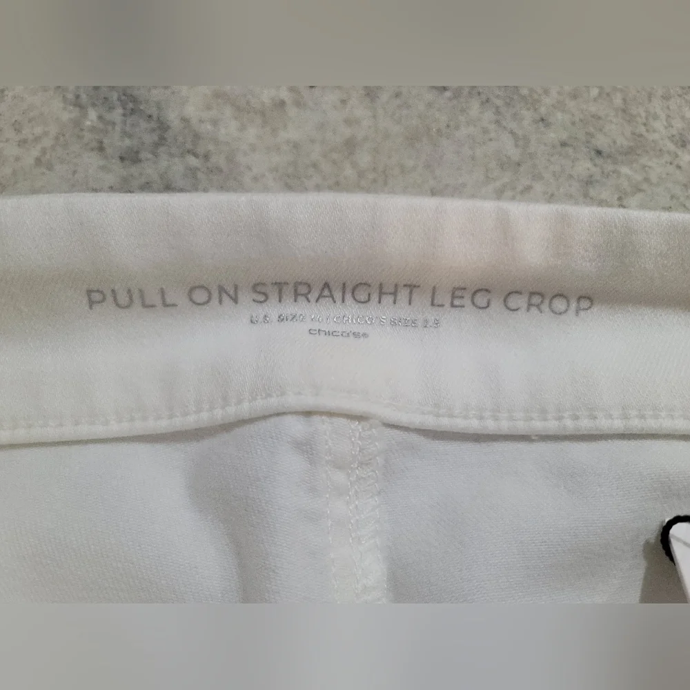 NWT Chico’s Pull-On Embellished Straight-Leg Cropped Jeans Pants Women 2.5 Sz 14 - Picture 5 of 15